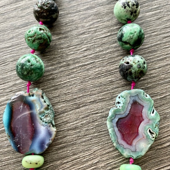 Hand knotted gemstone necklace.  42” - Picture 6 of 11